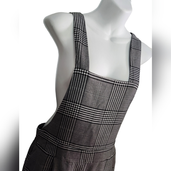 Ardene | Women's Slip-On Plaid Overalls Size M - Picture 4 of 14